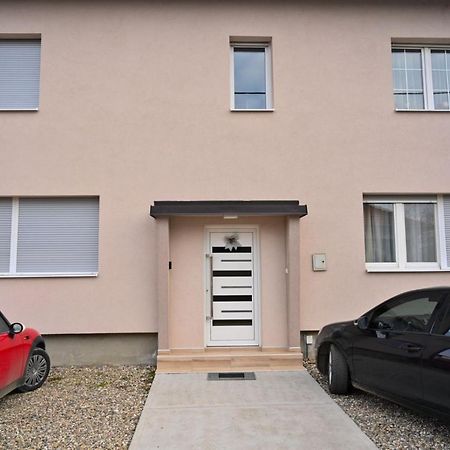 Studio Apartmani Emili Apartman Br 2 比耶利纳 外观 照片